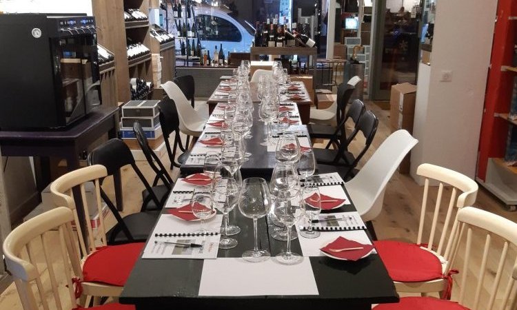 soirée dégustation vin de Bordeaux cave à vin Ono'Vino à Annecy